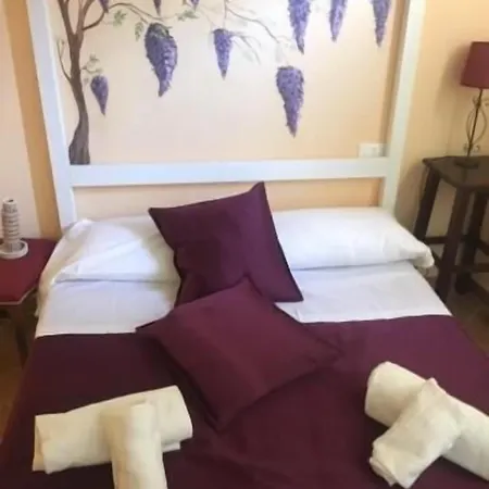Ginevra Nocleg ze śniadaniem 3*
